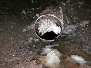 grease-stoppage-sewer-pipe